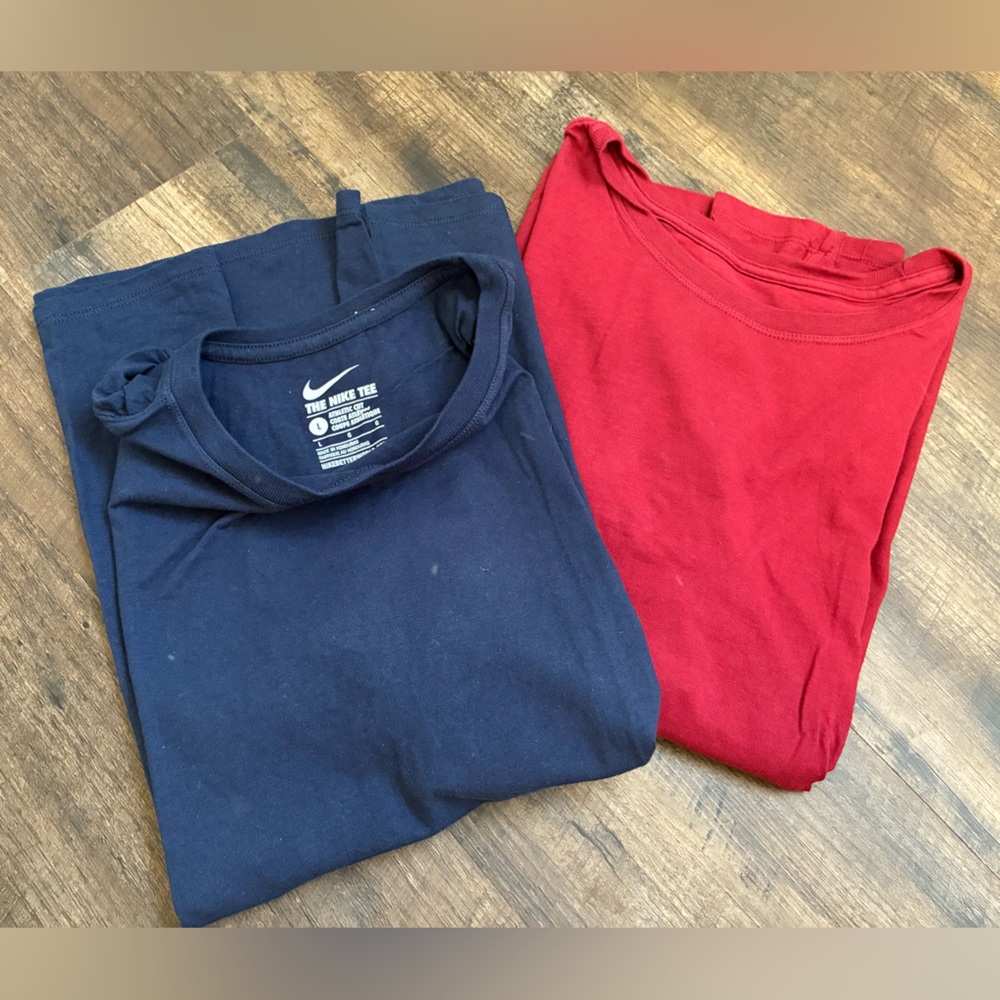 Nike Kids Navy Blue & Red Short-Sleeve Tees